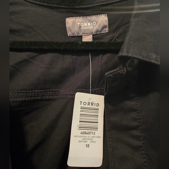 NWT Torrid Size 10 - Short Sleeve Twill Full Length Jumper - Picture 3 of 5